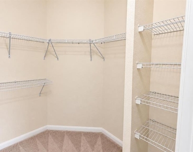 3583 Conroy Road - Photo Thumbnail 33