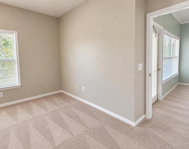 3583 Conroy Road - Photo Thumbnail 27