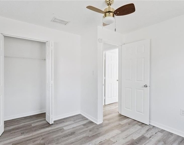 4447 Ivey Court - Photo Thumbnail 16