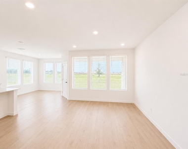 644 Ruth Avenue - Photo Thumbnail 7