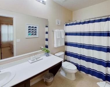 5119 Killarney Way - Photo Thumbnail 11