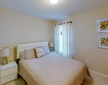 5119 Killarney Way - Photo Thumbnail 14