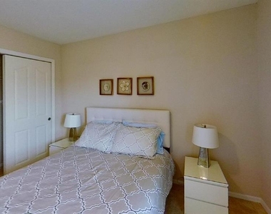 5119 Killarney Way - Photo Thumbnail 12