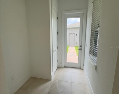 12560 Westhaven Oak Drive - Photo Thumbnail 4