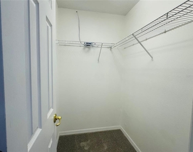 4795 Cumbrian Lakes Drive - Photo Thumbnail 10