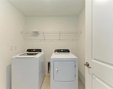 1485 Pulaski Street - Photo Thumbnail 2
