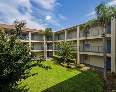 7300 Westpointe Boulevard - Photo Thumbnail 24