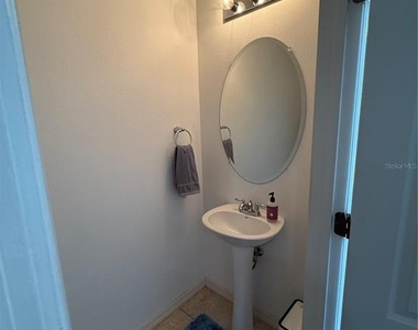 5032 White Sanderling Court - Photo Thumbnail 8