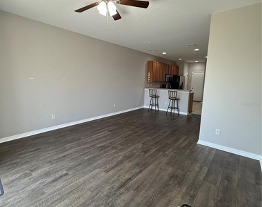 5032 White Sanderling Court - Photo Thumbnail 9