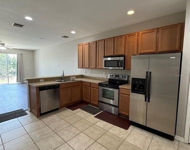 5032 White Sanderling Court - Photo Thumbnail 3