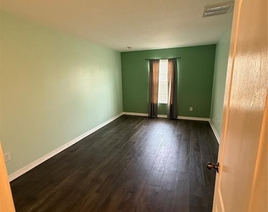 5032 White Sanderling Court - Photo Thumbnail 24