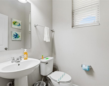 5152 Adelaide Drive - Photo Thumbnail 1