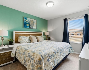 5152 Adelaide Drive - Photo Thumbnail 10