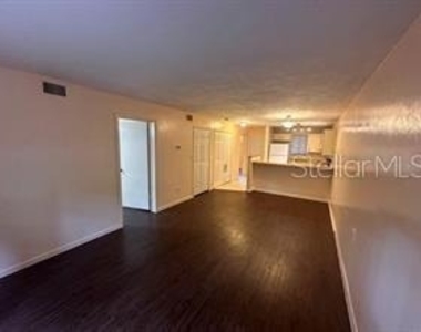 109 Se 16th Avenue - Photo Thumbnail 5