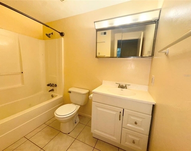 109 Se 16th Avenue - Photo Thumbnail 8