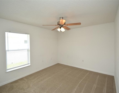 36 Frenora Lane - Photo Thumbnail 15