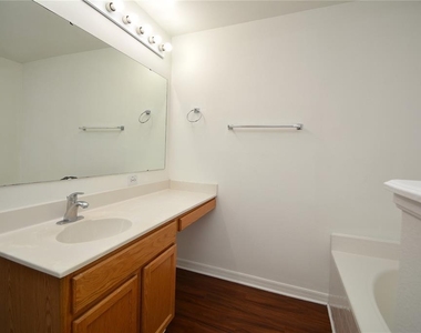 36 Frenora Lane - Photo Thumbnail 13