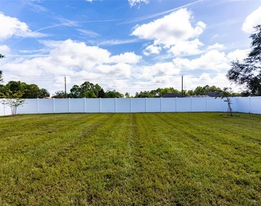 43 Freeland - Photo Thumbnail 28