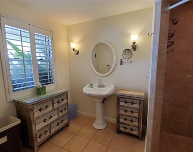 2745 Cardwell Way - Photo Thumbnail 8