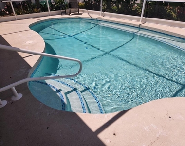 2745 Cardwell Way - Photo Thumbnail 17