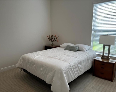 12051 Thornhill Court - Photo Thumbnail 30