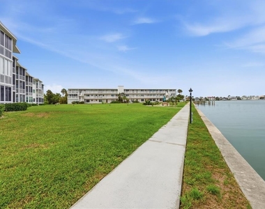 769 John Ringling Boulevard - Photo Thumbnail 27