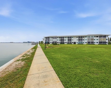 769 John Ringling Boulevard - Photo Thumbnail 29