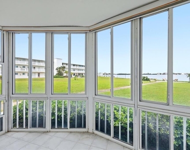 769 John Ringling Boulevard - Photo Thumbnail 21