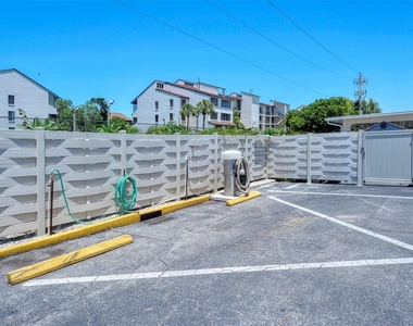 1250 N Portofino Drive - Photo Thumbnail 49