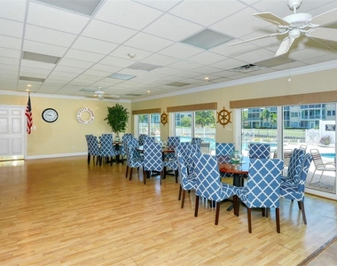 1250 N Portofino Drive - Photo Thumbnail 26