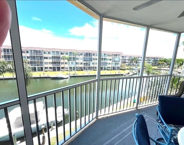 1250 N Portofino Drive - Photo Thumbnail 8