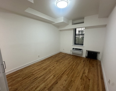440 East 78th Street - Photo Thumbnail 8