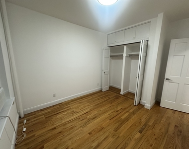 440 East 78th Street - Photo Thumbnail 5