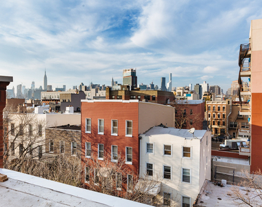 128 India St - Photo Thumbnail 17