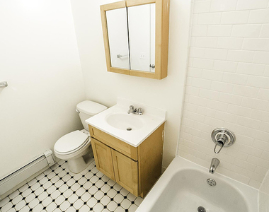 288 Troutman St - Photo Thumbnail 4