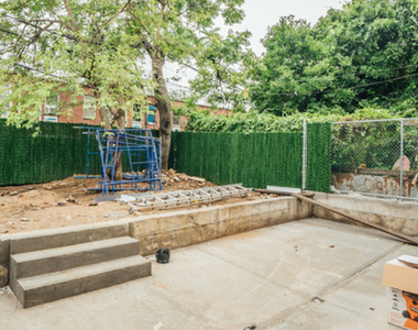 67 Stanhope St - Photo Thumbnail 8