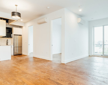 67 Stanhope St - Photo Thumbnail 13