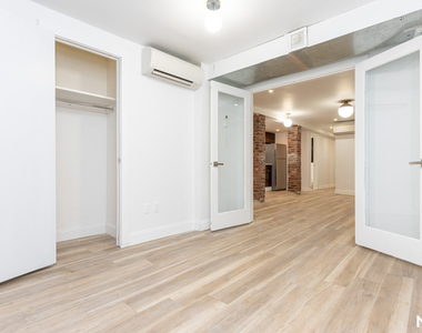 105 Weirfield St - Photo Thumbnail 8