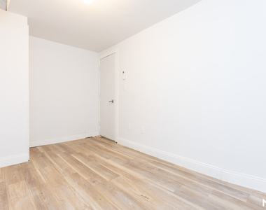 105 Weirfield St - Photo Thumbnail 16