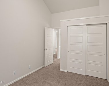 14432 Russell Borea Avenue - Photo Thumbnail 16