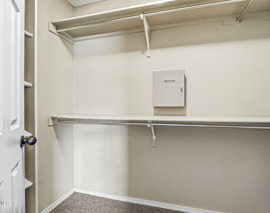 14214 Silver Point Avenue - Photo Thumbnail 19