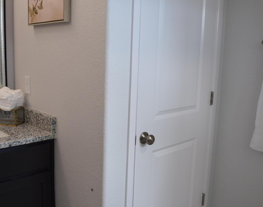 1103 Brass Hill Avenue - Photo Thumbnail 27