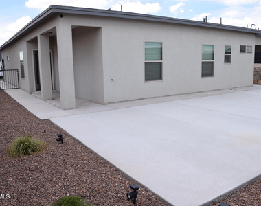 1103 Brass Hill Avenue - Photo Thumbnail 30