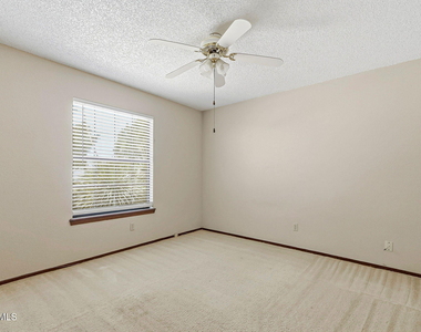 744 Cresta Mira Drive - Photo Thumbnail 20