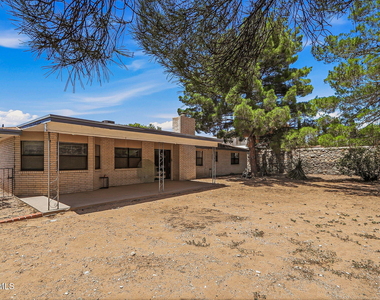 744 Cresta Mira Drive - Photo Thumbnail 30