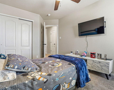 13224 Emerald Hills Street - Photo Thumbnail 34