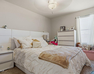 13224 Emerald Hills Street - Photo Thumbnail 32