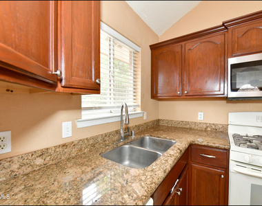 7737 Plaza Azul Road - Photo Thumbnail 11