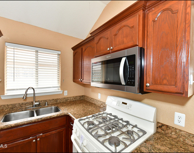7737 Plaza Azul Road - Photo Thumbnail 13