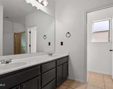 14685 Holsteiner Court - Photo Thumbnail 31